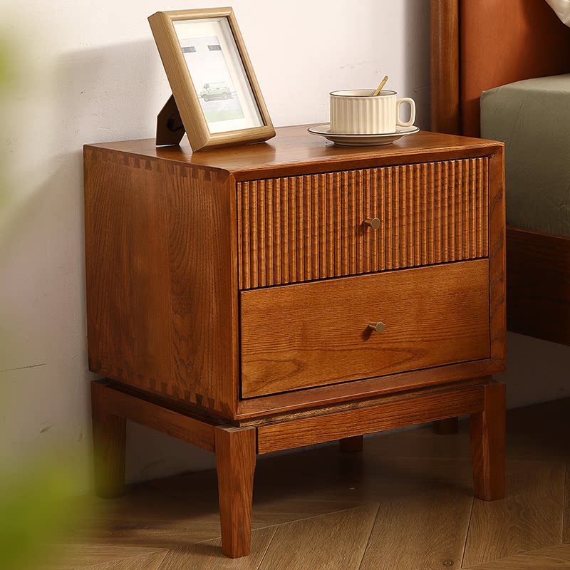 Retro szafki nocne z litego dr – Solid Wood Nightstand 2 Drawers recenzja i cena