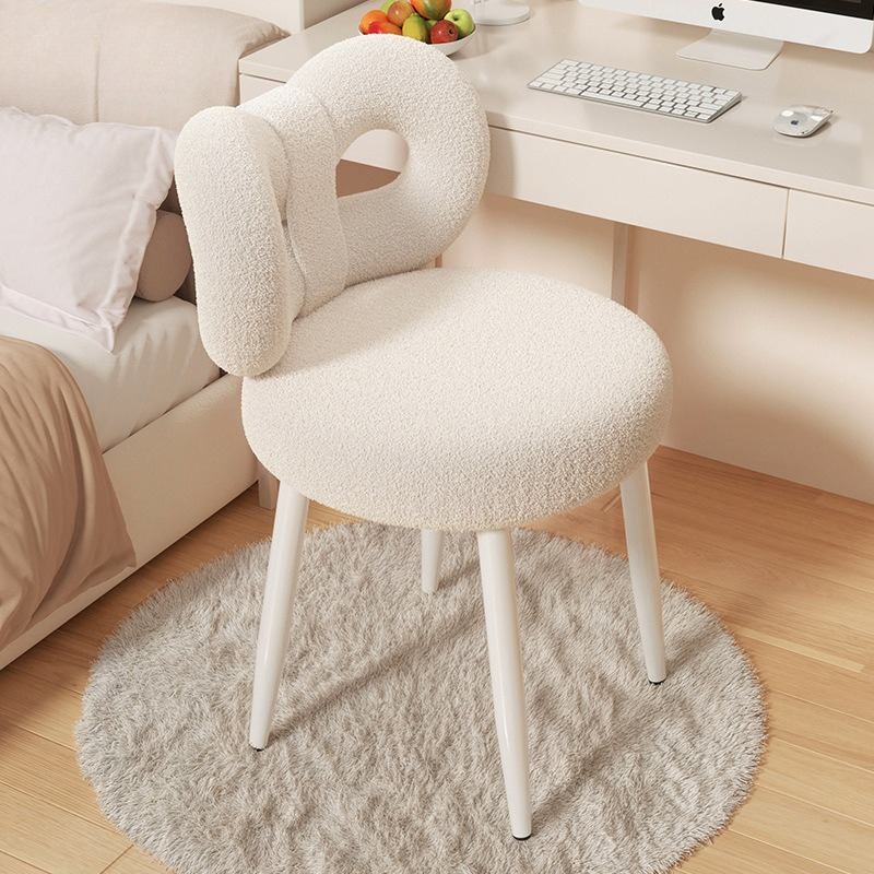 Nowe krzesło do toaletki w sty – Bedroom Furniture recenzja i cena